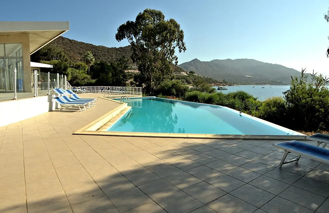 Hotel la Parata-1