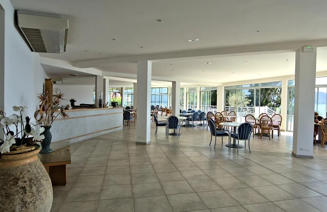 Hotel la Parata-1